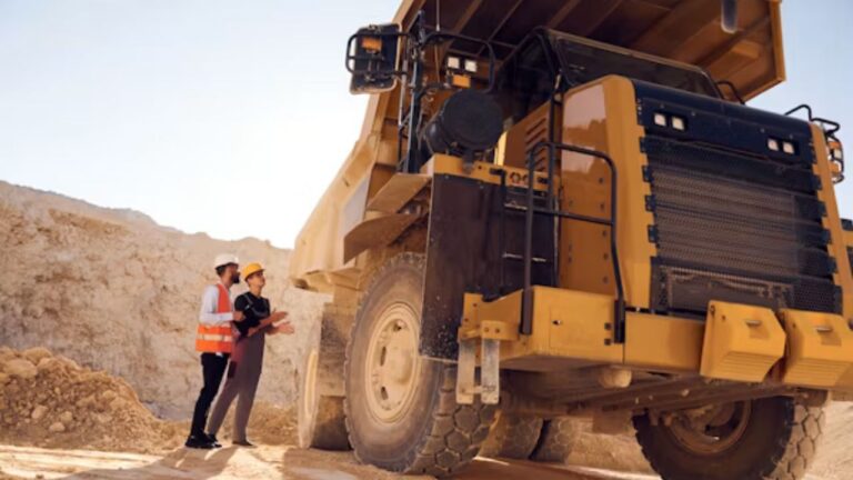 How Much Do Heavy Equipment Operators Make?