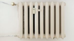 Who Works on Hot Water Heaters? Professional Repair Guide