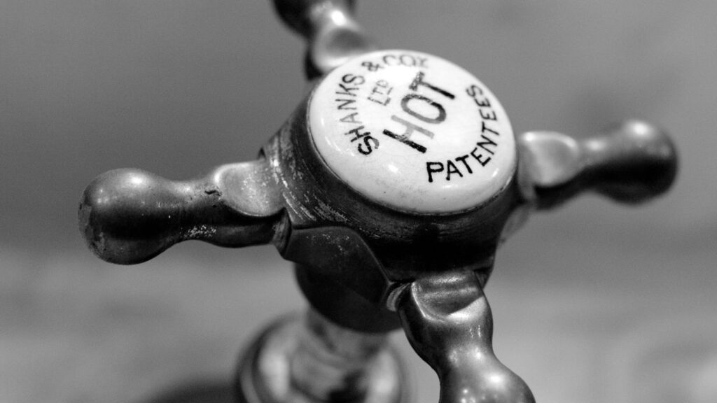 When Was Indoor Plumbing Invented? A Complete History